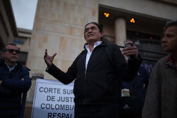 BOGOTA, COLOMBIA - JULY 24: Senator Gustavo Bolivar who for several days has launched a campaign to call attention to the Supreme Court of Justice and celebrated with a cake for the lack of news and progress within the case brought against former President Alvaro Uribe Velez for the alleged manipulation of witnesses in Bogota, Colombia on July 24, 2019. (Photo by Juancho Torres/Anadolu Agency via Getty Images)