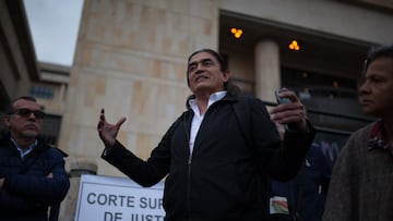 BOGOTA, COLOMBIA - JULY 24: Senator Gustavo Bolivar who for several days has launched a campaign to call attention to the Supreme Court of Justice and celebrated with a cake for the lack of news and progress within the case brought against former President Alvaro Uribe Velez for the alleged manipulation of witnesses in Bogota, Colombia on July 24, 2019. (Photo by Juancho Torres/Anadolu Agency via Getty Images)