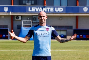“Hubo contactos con el Elche, pero mi objetivo era el Levante”