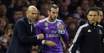 Bale, antes de entrar a jugar la final de la Champions ante la Juve.