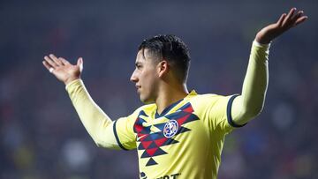 El lateral del América cometió imprudente entrada a los 30 segundos de iniciado el juego ante Bravos de Juárez.