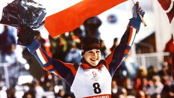 Blanca Fern&aacute;ndez Ochoa posa tras ganar la medalla de bronce en los Juegos Ol&iacute;mp&igrave;cos de Invierno de Albertville 1992.