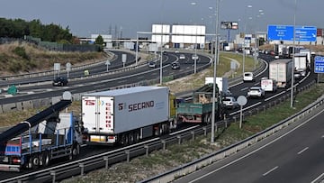 La DGT puede dar de baja coches que no circulan: ¿cuáles son, en qué casos y qué se puede hacer?