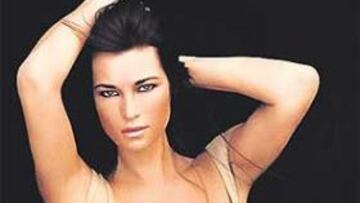 Manuela eclipsa a Montano Aldo