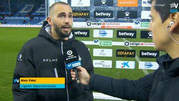 Palo de Aleix Vidal a Garitano: "Cuando tienes un jugador más, hay que hacer cambios ofensivos"