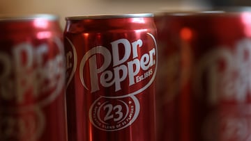 ¿Quién es el dueño de Dr. Pepper y cuál es su fortuna?