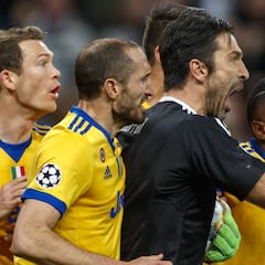 Poll: Oliver right to award Madrid penalty and send off Buffon