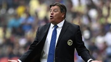 Miguel Herrera: &quot;Am&eacute;rica pierde m&aacute;s con el cambio de sede&quot;