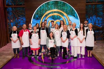 Fueron 50 los aspirantes que visitaron las cocinas del programa so?ando con una plaza, y de estos, a diez se les agraci車 directamente con delantales blancos, billete directo al reality. Por otro lado, aquellos a los que se les proporcionaron delantales negros tuvieron que enfrentarse en una prueba de exteriores. Y de los 17 concursantes que quedaron, las tres pruebas de eliminaci車n llevaron a que Sito se convirtiera en el primer expulsado de la edici車n.