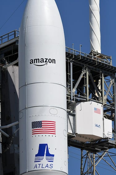 Ni EE. UU., ni China: la batalla por el control del planeta la libran Elon Musk y Jeff Bezos en el espacio 