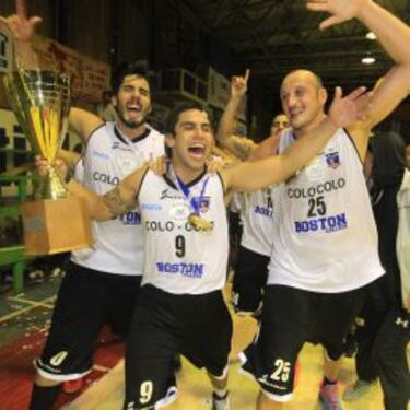 Jorge Valencia: "Ojalá que entre la U a la Liga para ganarles"