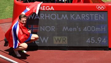 El atletismo escandinavo se consagró en el Estadio Nacional de Tokio. El noruego Karsten Warholm, de 25 años, pulverizó el récord mundial en 76 centésimas de los 400 vallas: 45.94. Una plusmarca futurista. En los 1.500 el noruego Jakob Ingebrigsten también se colgó el oro.