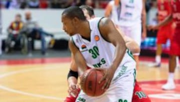 Andrew Goudelock en un partido del Unics Kaz&aacute;n.