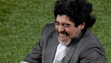 Maradona: "A la gente le gusta cuando atacamos"