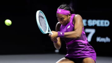 US' Coco Gauff hits a return against China's Zheng Qinwen during their women's singles final tennis match at the WTA Finals Championship in Riyadh on November 9, 2024. (Photo by Fayez NURELDINE / AFP)