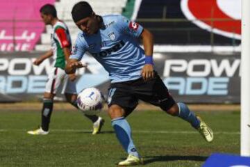 Manuel Villalobos, goleador de Iquique, tiene que purgar un partido de castigo.