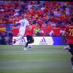 Iturralde: “No es penalti a Asensio, pero es roja”