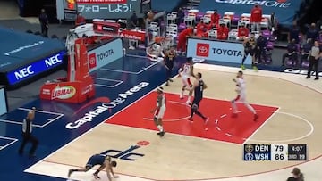 Campazzo hace un triple de locura y luego es tackleado