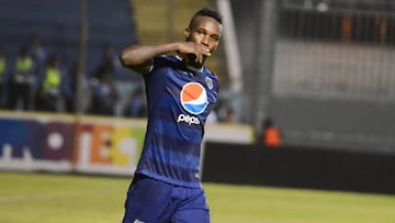 Rubilio llega a su gol 100 en triunfo de Motagua a Real España