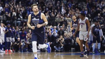 Jan 25, 2019; Dallas, TX, USA; Dallas Mavericks forward Luka Doncic (77) reacts after scoring during the fourth quarter against the Detroit Pistons at American Airlines Center. Mandatory Credit: Kevin Jairaj-USA TODAY Sports
PUBLICADA 05/02/19 NA MA29 4COL