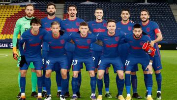 La alineación inicial del Atlético contra el Salzburgo.