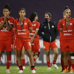 Emotivo recibimiento a América tras el subcampeonato en Copa