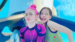 La cantante Grimes comparti&oacute; algunas im&aacute;genes junto a Jennie, integrante de BLACKPINK, posando frente a un cohete de SpaceX. &iexcl;Checa las fotograf&iacute;as!