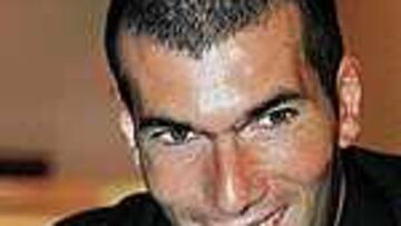 UN TIPO CON ENCANTO. Zidane cautiva, a pesar de ser una persona de pocas palabras. Se explaya en el campo.