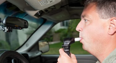 ¿De cuánto es la multa por conducir bajo los efectos del acohol en Colombia? Esto dice la ley