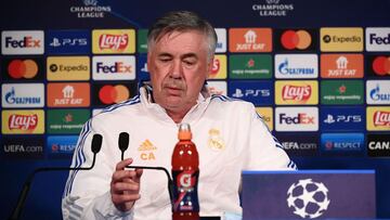 Real Madrid's Italian coach Carlo Ancelotti gives a press conference at the Parc des Princes stadium in Paris on February 14, 2022 on the eve of the UEFA Champions League round of 16 first leg football match between Paris Saint-Germain and Real Madri