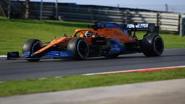 Carlos Sainz (McLaren MCL35). Estambul, Turqu&iacute;a. F1 2020. 