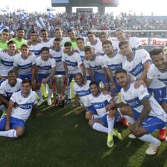 Universidad Católica oficializó la salida de cuatro jugadores