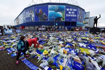 Tributes left outside Cardiff City stadium for Emiliano Sala