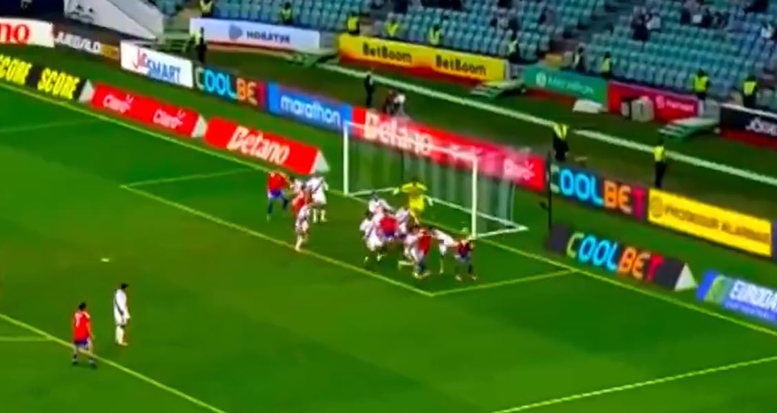 Córdova imita en la Roja la fórmula del campeón del fútbol chileno: así festejó en Rusia