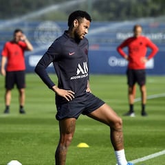 Leonardo: "La relación con Neymar es complicada"