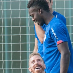 Garitano recluta a Kodro y Villalibre para el Bernabéu