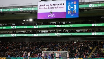 El 75 % de los aficionados de la Premier se opone al VAR