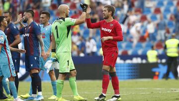 21/09/19 PARTIDO PRIMERA DIVISION LIGA SANTANDER
LEVANTE EIBAR
DMITROVIC
AITOR FERNANDEZ