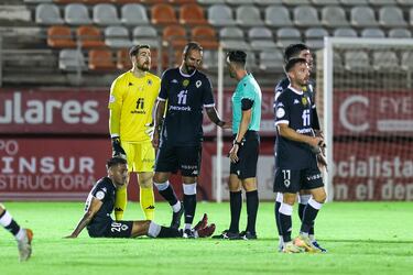 Samu Vázquez, regreso forzado al once