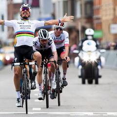 Alaphilippe, Roglic y Pogacar, favoritos para el Velo d'Or