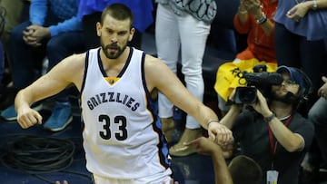 Marc Gasol celebra su canasta ganadora ante San Antonio Spurs.