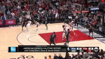 Ricky Rubio es fantasía: asistencia de lujo sin mirar y por la espalda