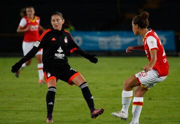 Partidazo en El Campín entre Santa Fe y América de Cali, por las semifinales del fútbol femenino.