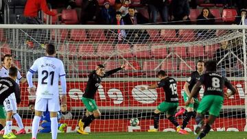 Numancia 1 - Racing 2: resumen, goles y resultado del partido