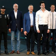 Mercedes prefiere a Wehrlein en un equipo de nivel medio
