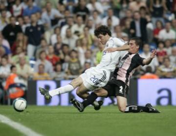 2. Partido del 12 de mayo de 2007 entre el Real Madrid y el Espanyol. Higuaín marcó en el minuto 89 el 4-3 que le dio la victoria al equipo blanco.