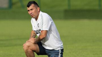 Gary Medel confesó qué habló con Banega en la Copa América