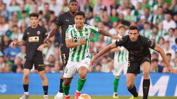 Juan Camilo 'Cucho' Hernández, delantero de Real Betis
