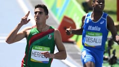 Carlos Herrera con tiempo similar a Bolt en los 200 metros