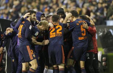 Abrazos de gol en Vigo